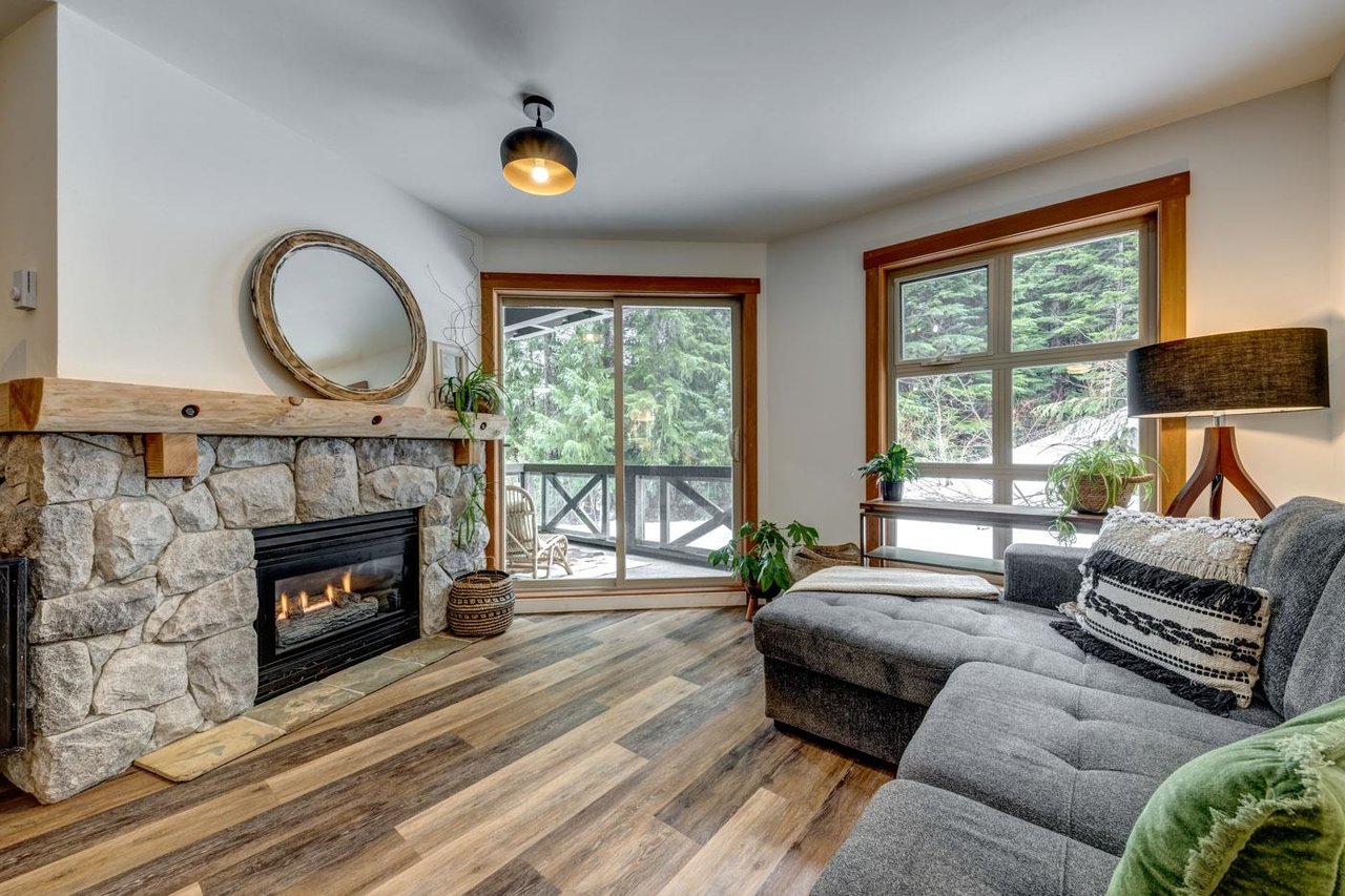 102-4660 Blackcomb Wy