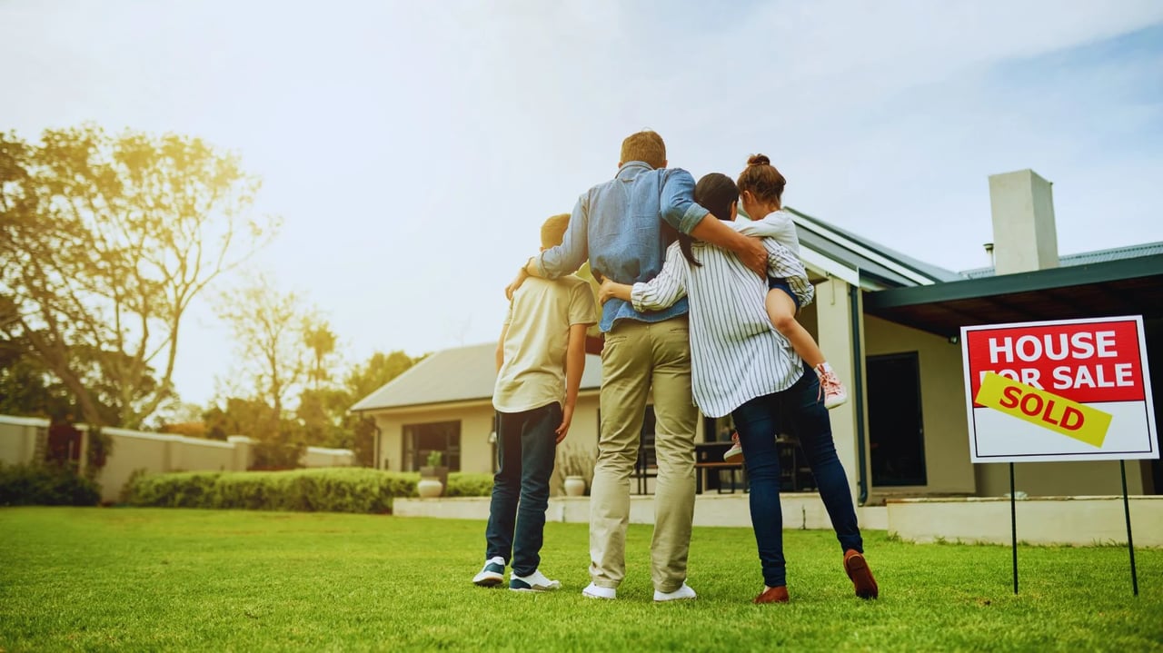 Buyers, sellers both moved off the sidelines in April: Redfin