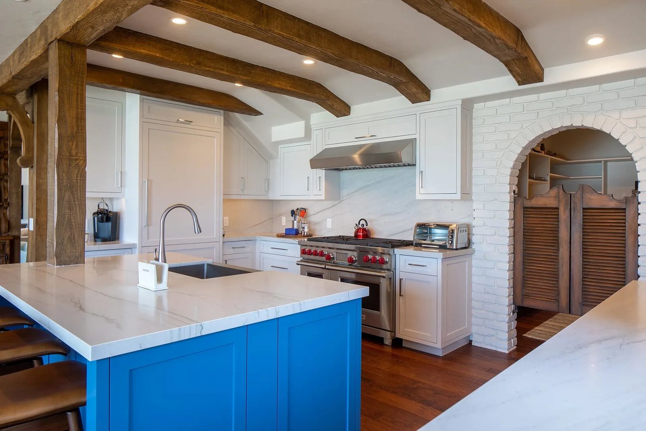 CARMEL HIGHLANDS LUXURY RENTAL - "SHIPROCK"