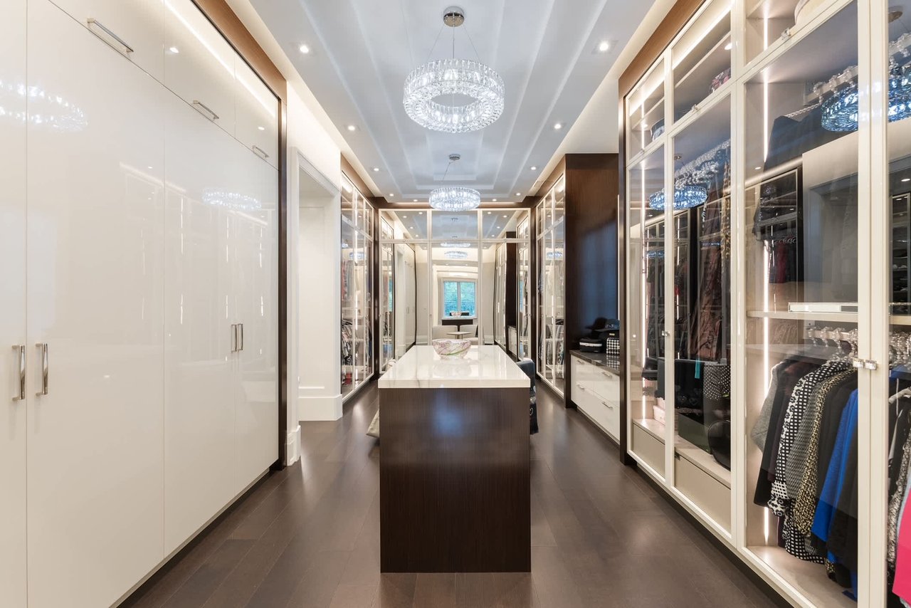 Epitomizes Luxury And Tranquility
