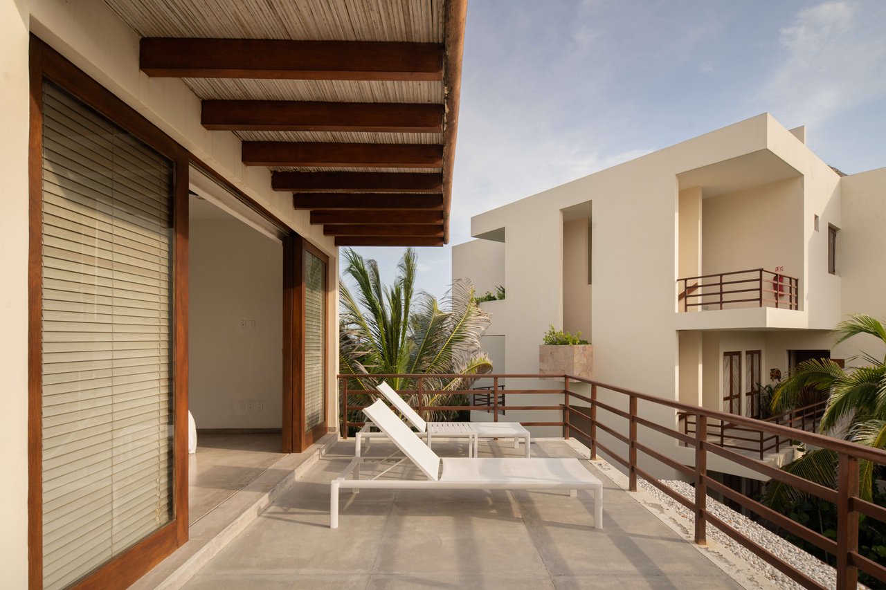 Marea Beachfront Villas B8