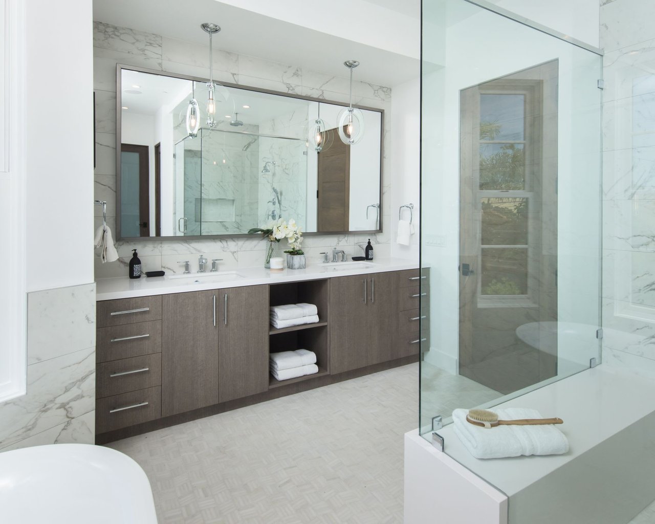 119 N La Jolla Ave