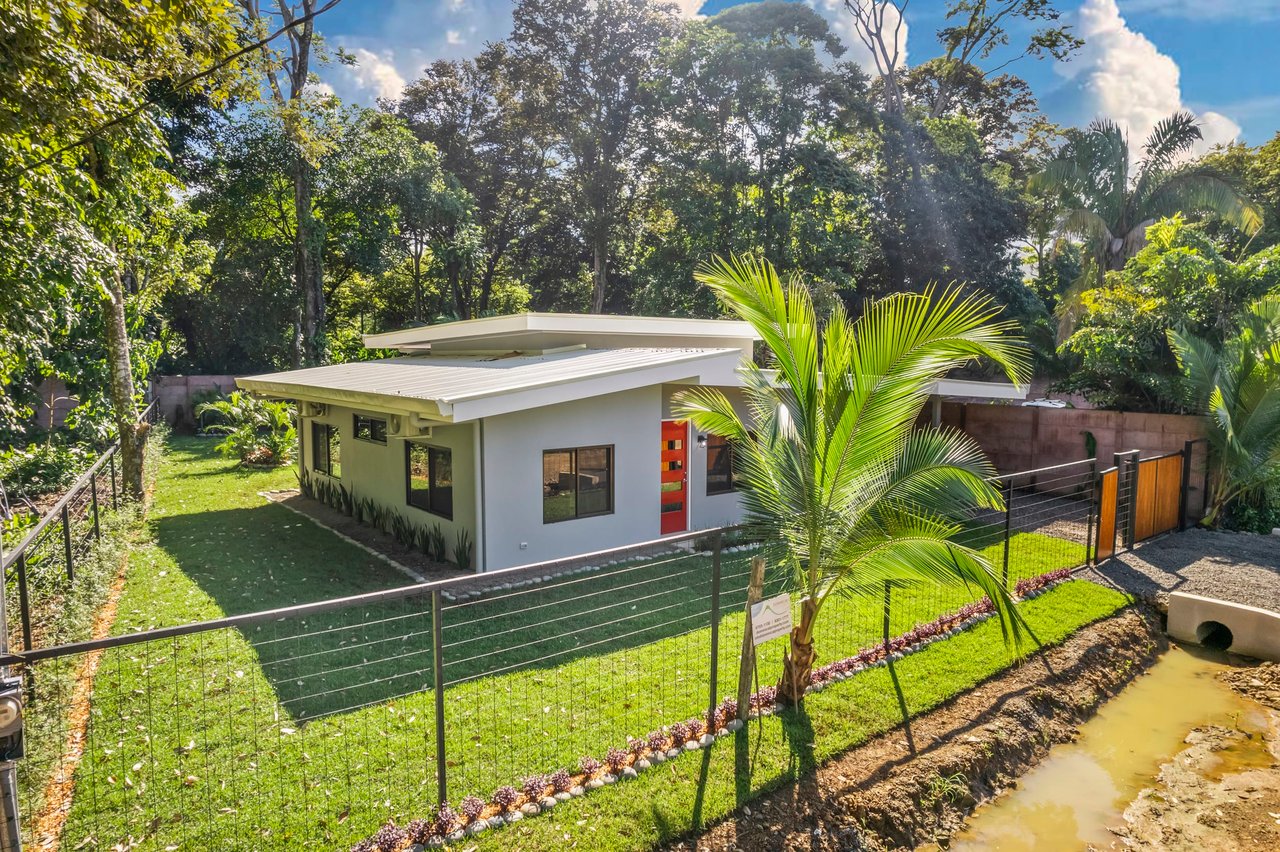 CASA MARINA – CLOSE WALK TO THE BEACH AT PLAYA CHAMAN – 0.14 ACRES