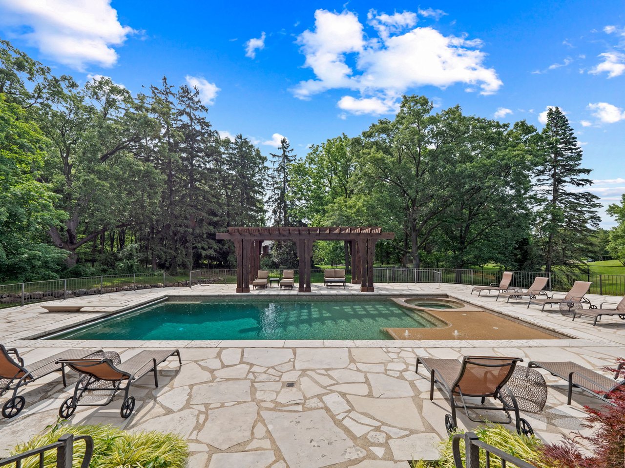 26565 Scenic Drive