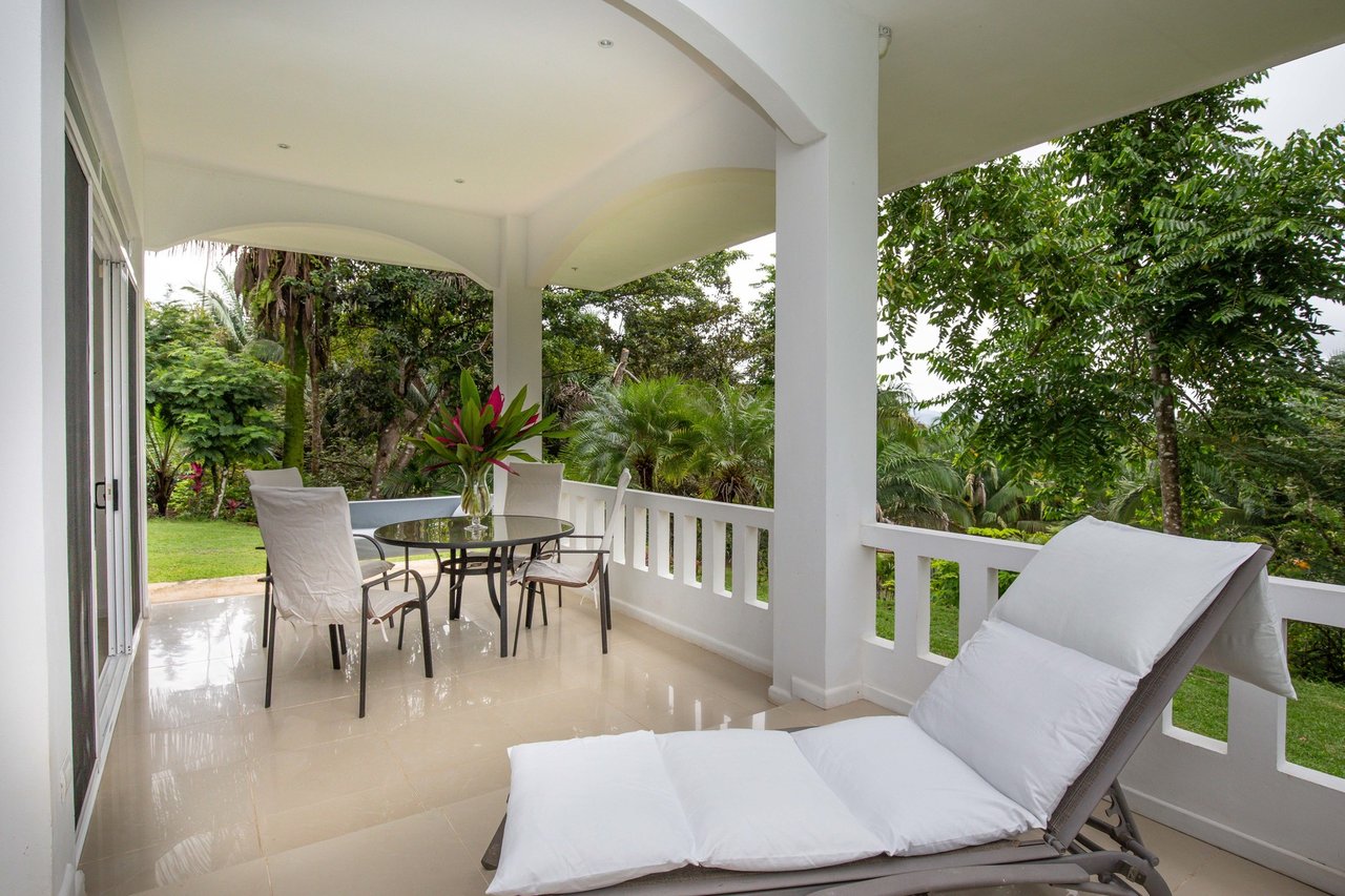 Ocean View Infinity Pool Home, Manuel Antonio, Puntarenas