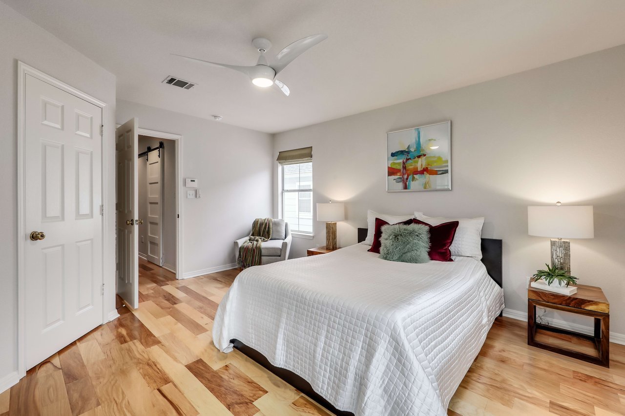 1011 Brodie St #27