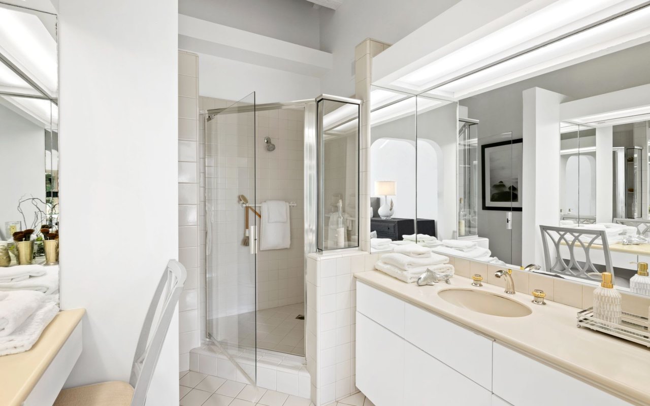 408 Vista Flora