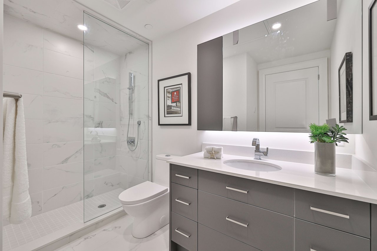 285 Avenue Road Suite #403