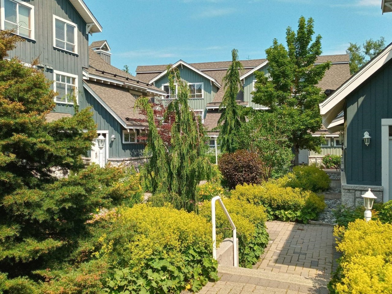 302-4405 Blackcomb Wy