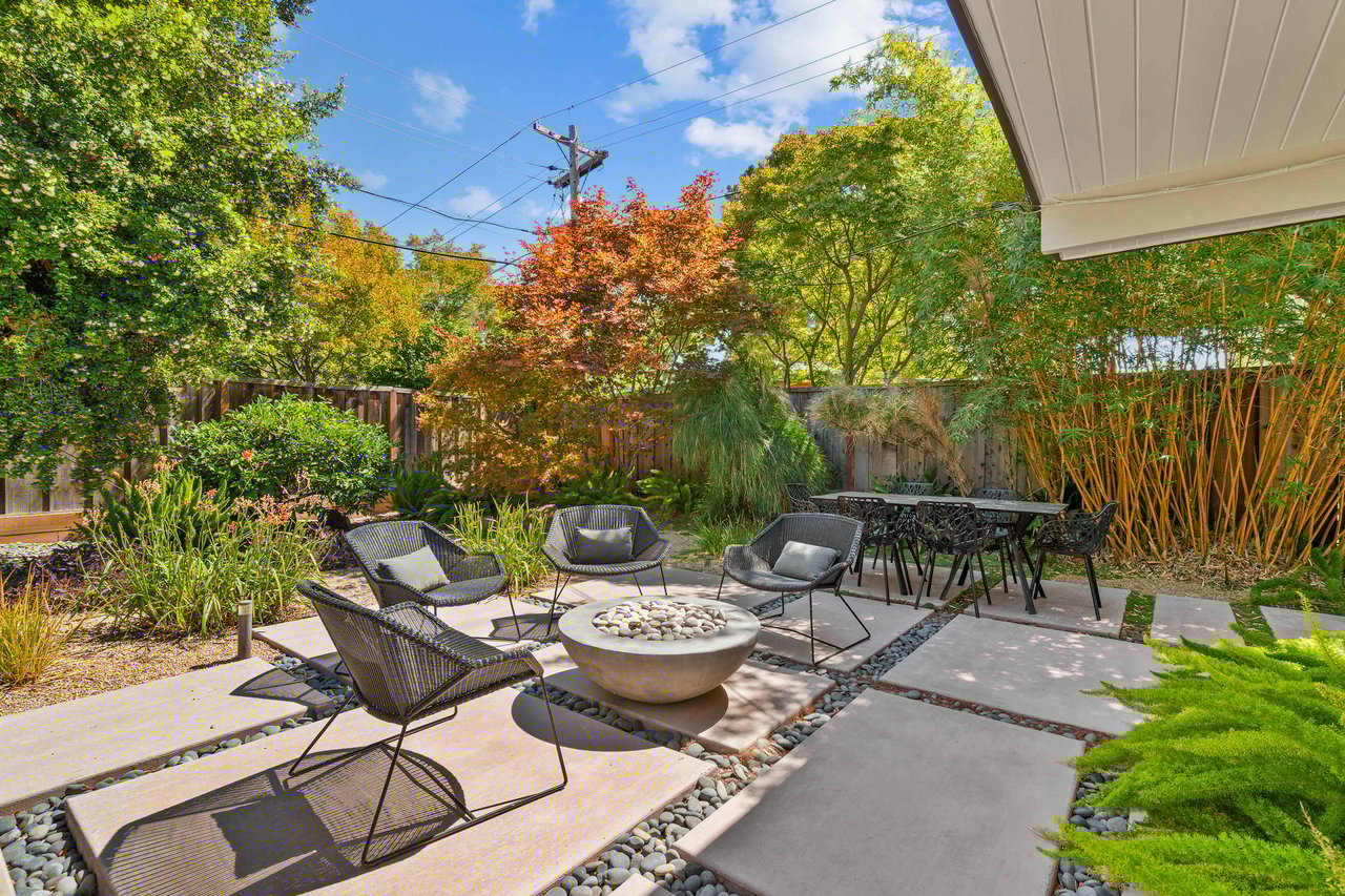 1194 Pimento AVE