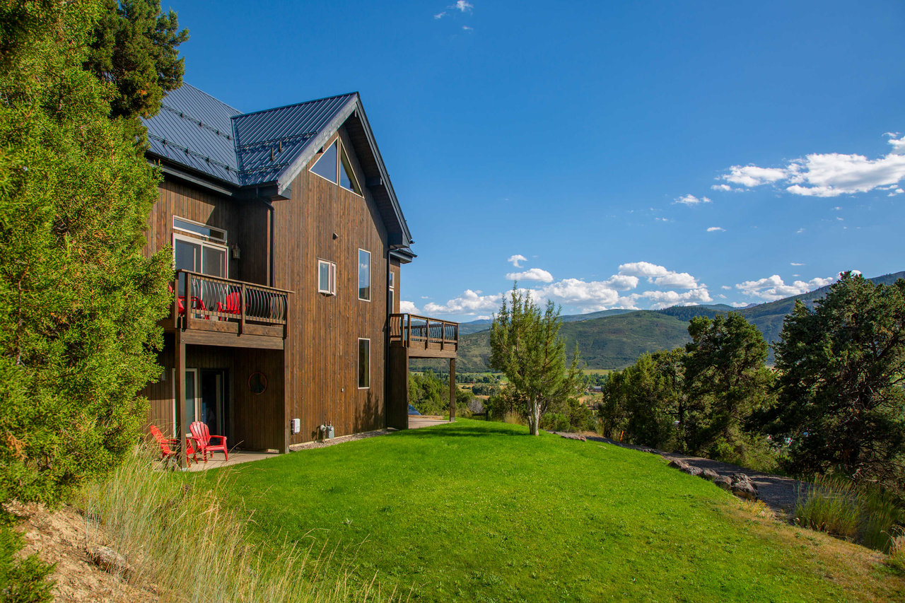 Centrally Located Mountain Chalet in Basalt 