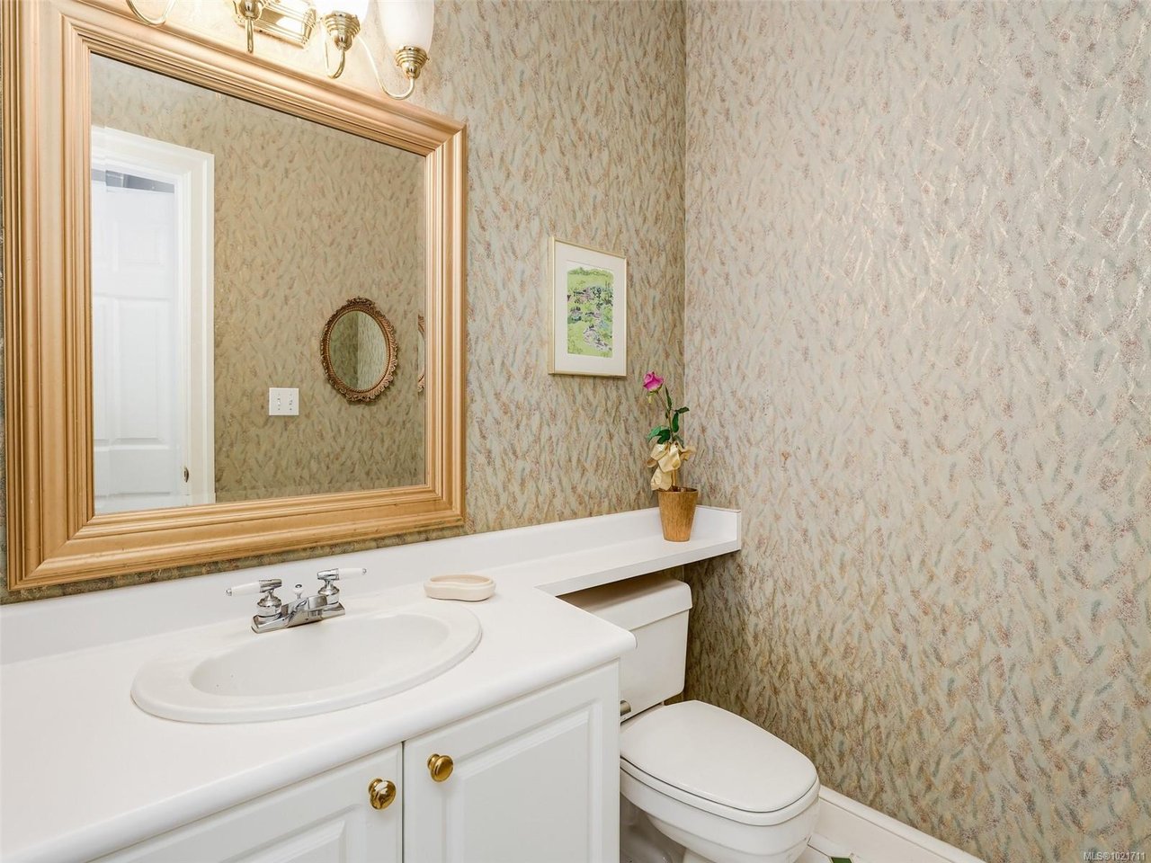 1-2573 Kilgary Pl