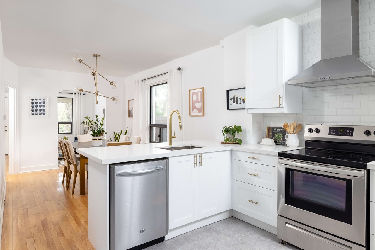 74 Duvernet Ave