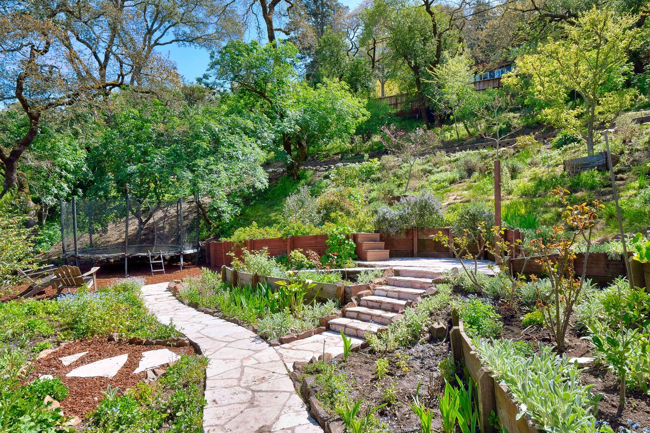 880 Bolinas Road, Fairfax