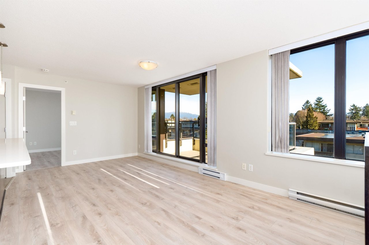 503-7325 Arcola St