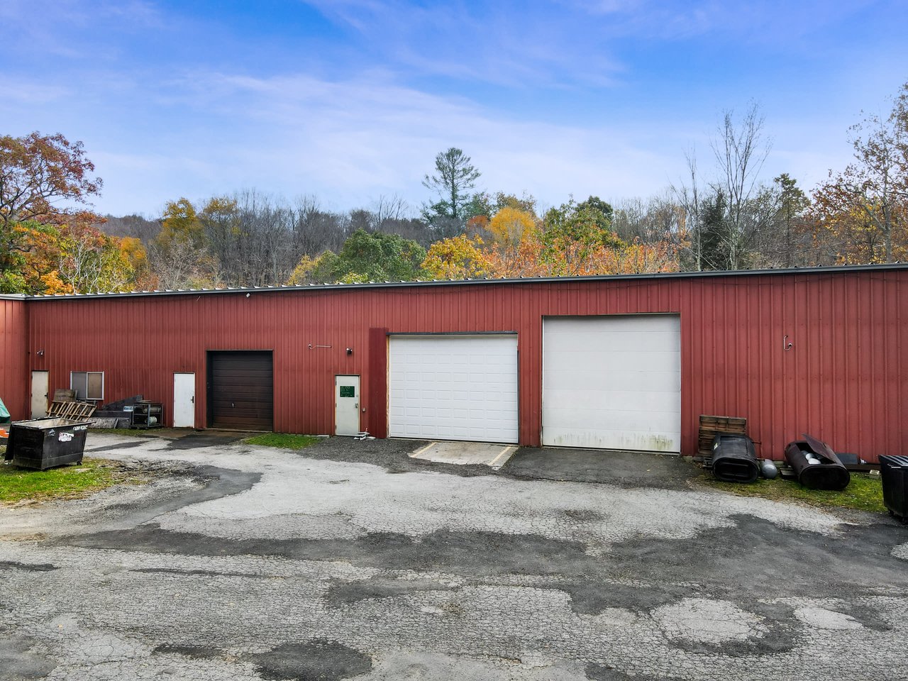 1-5 Fallsview Lane