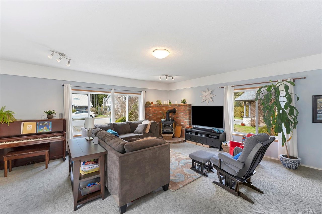 7639 Sigmar Pl