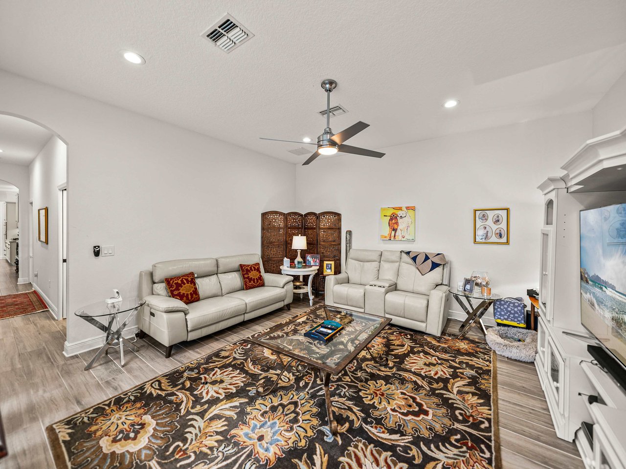 13228 THOROUGHBRED DR
