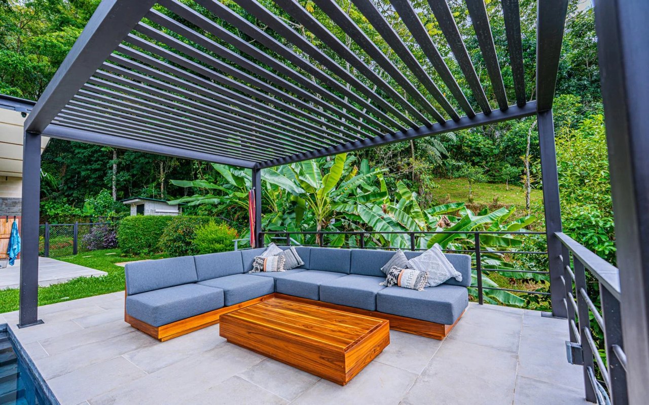 Off-Grid Regenerative Homestead, Perez Zeledon, San Jose
