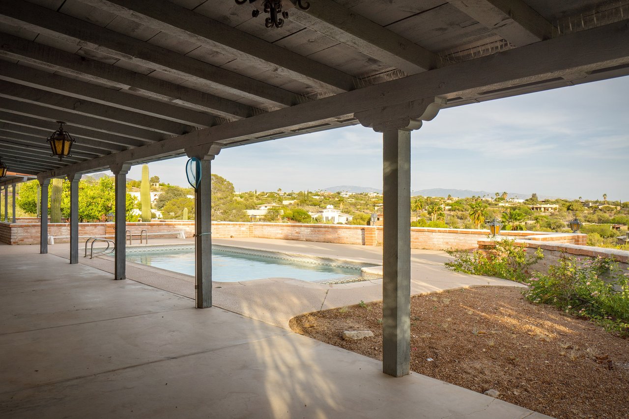 Highly Sought After Skyline Bel-Air Community
