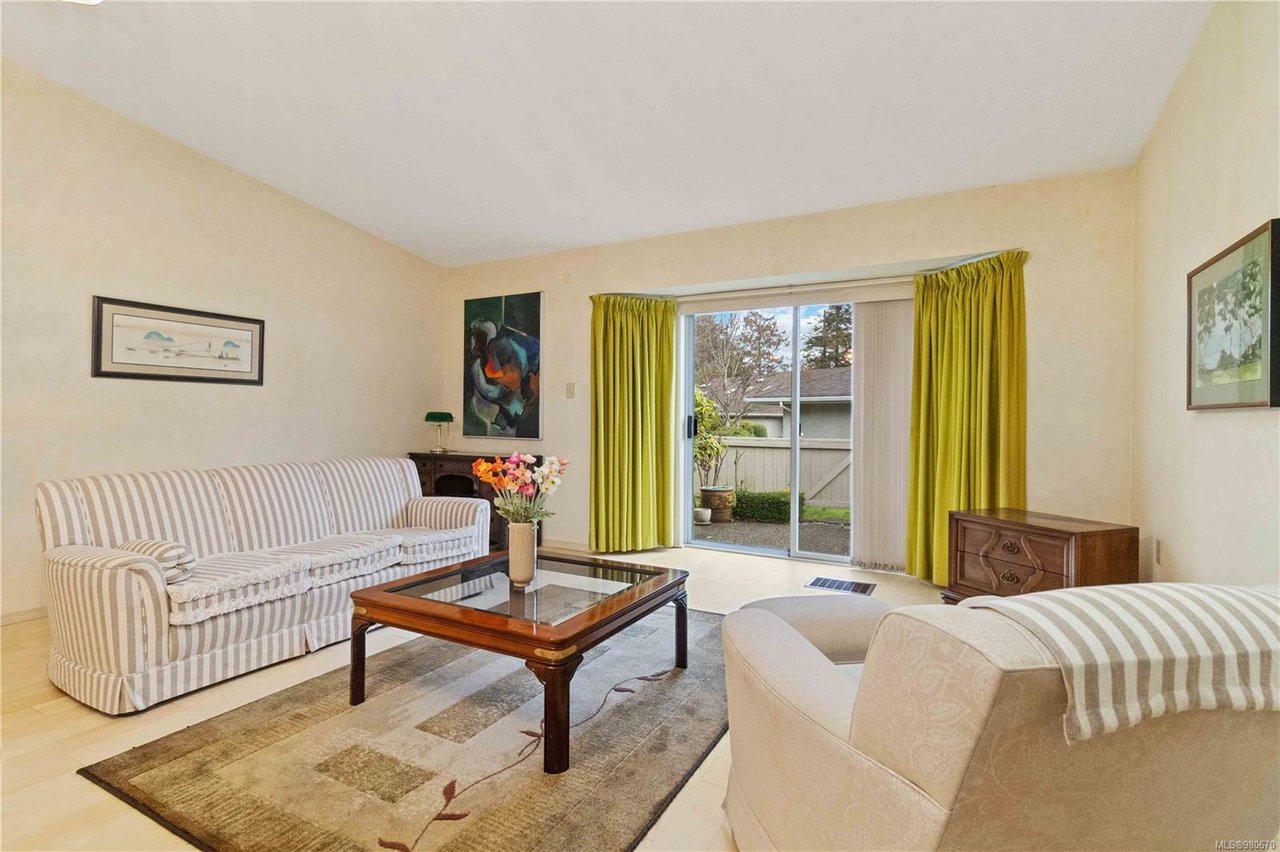 2-2600 Ferguson Rd
