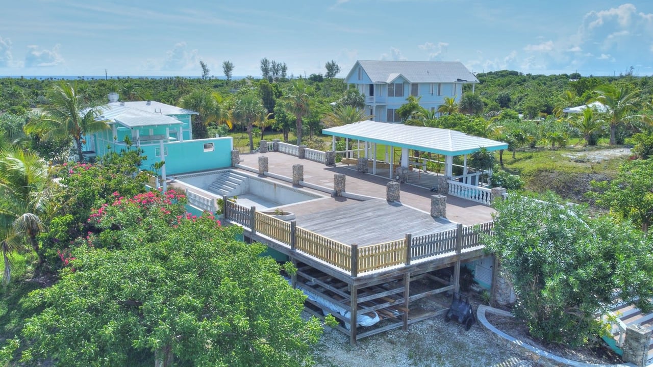 The Leeward Yacht Club Green Turtle Cay