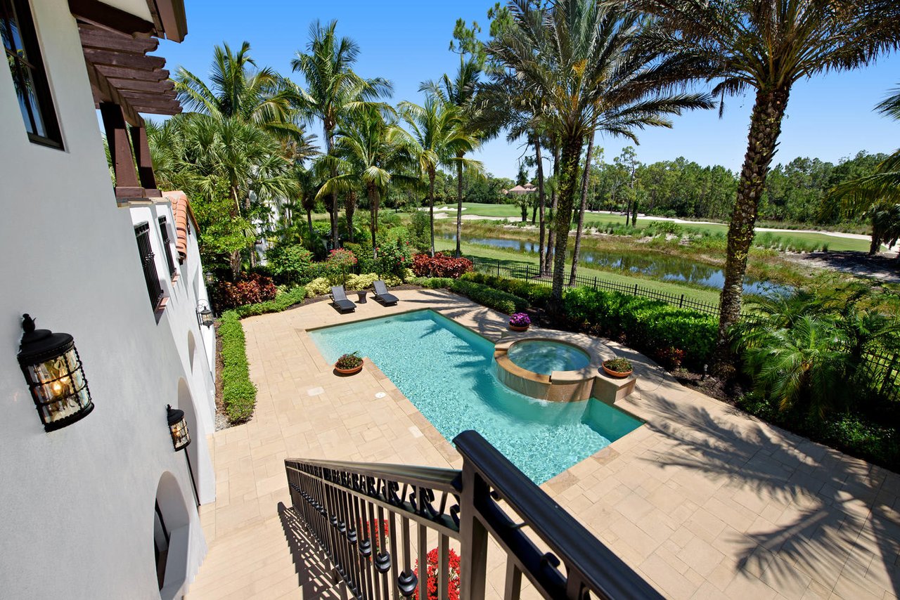 10838 Est Cortile CT