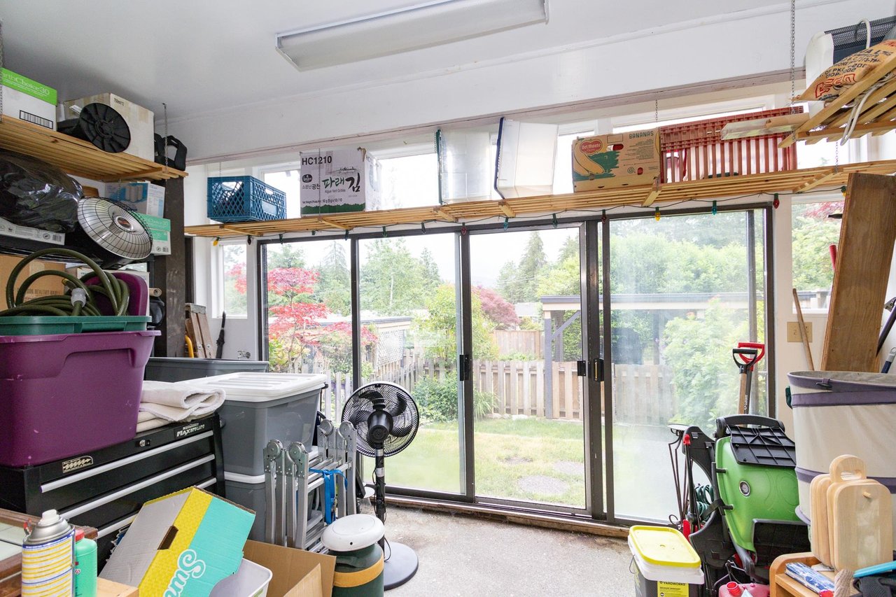 1148 Deep Cove Road, North Vancouver