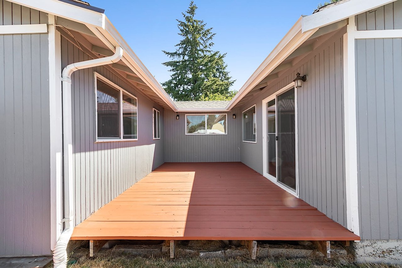 Meticulously Updated turnkey Rambler with A/C