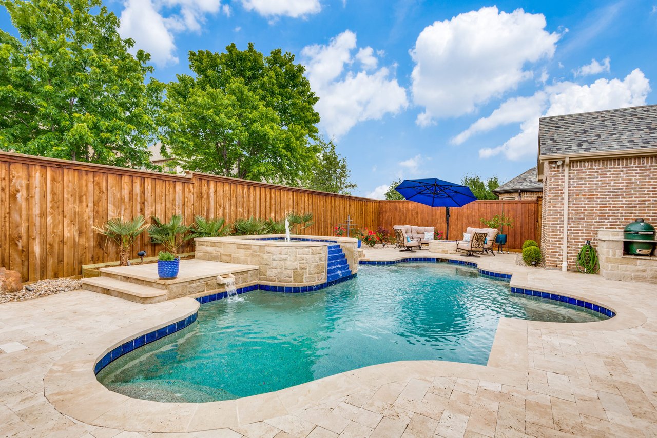 Frisco Luxury
