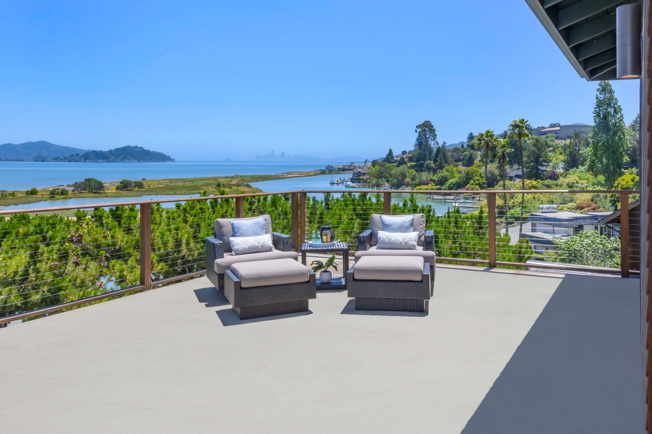 Waterfront Legacy Estate with Private Dock & San Francisco City Views