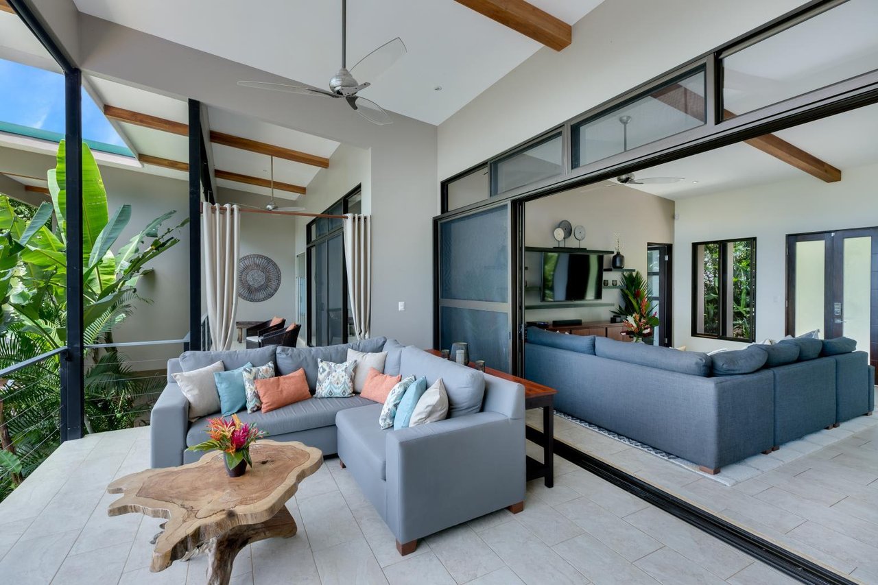 Villa Santo Vida, 4 Bed, Ocean View