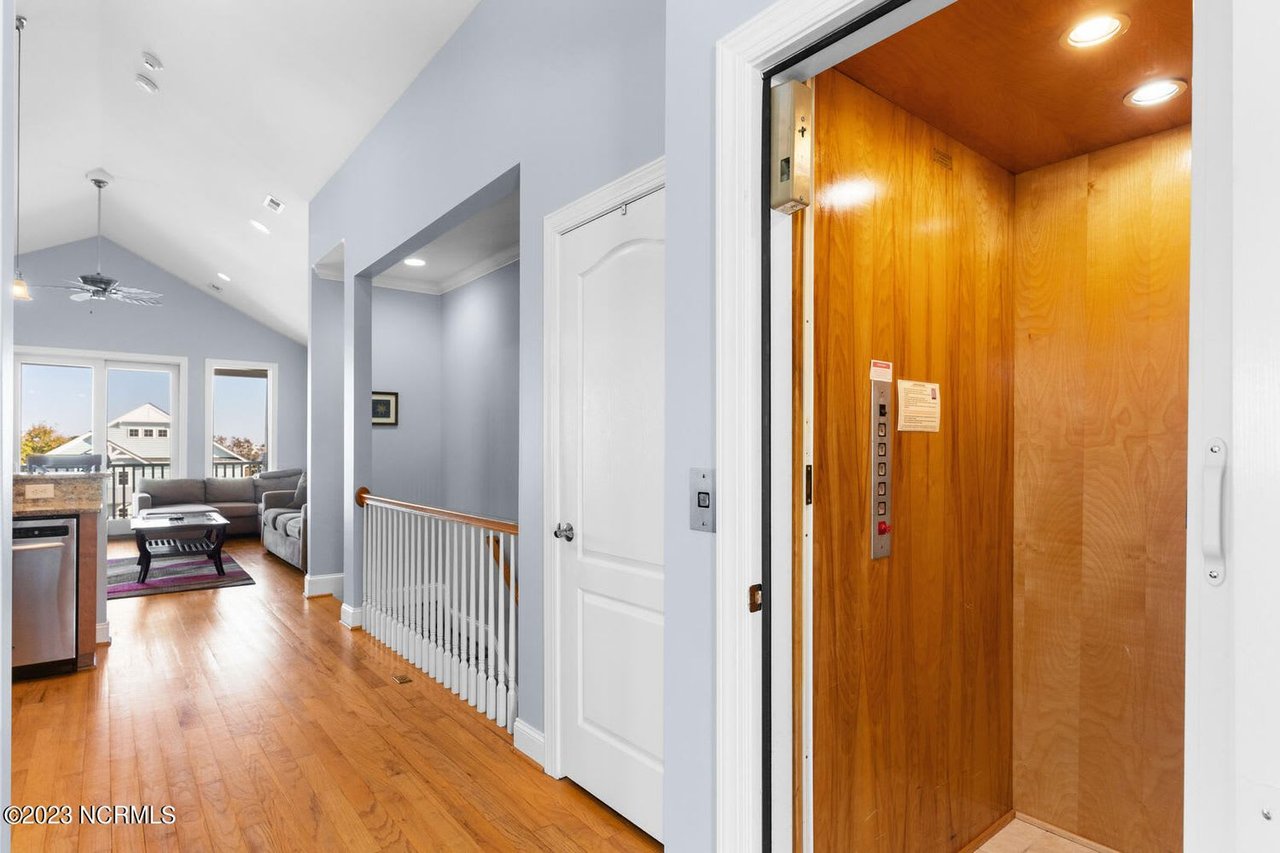 307 Greenville Ave, #2