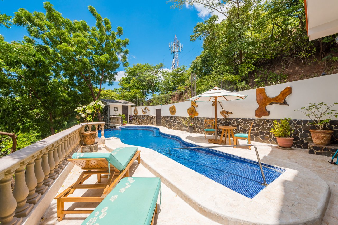 Infinity Pool Spanish Estate, Flamingo, Guanacaste