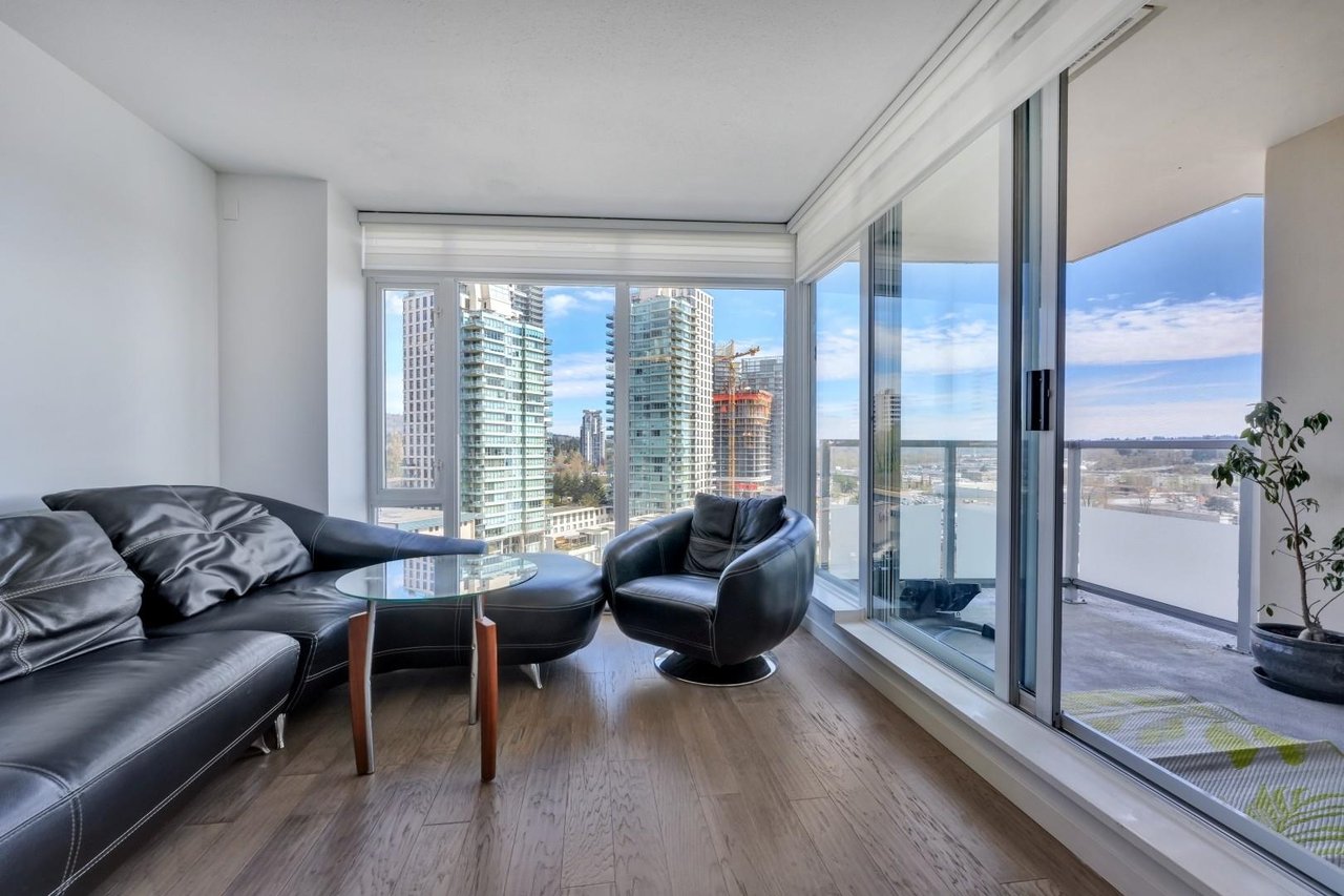 1106-2133 Douglas Road, Burnaby