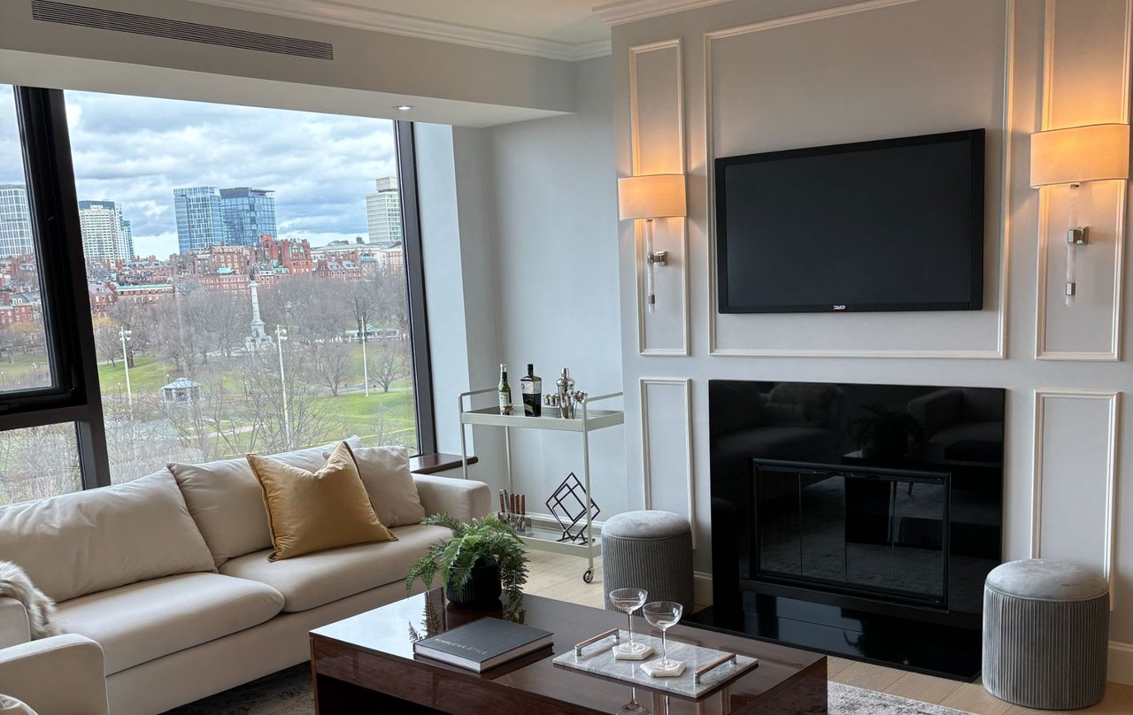 One Bedroom at The Four Seasons Boston 