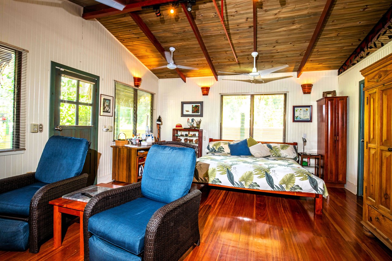 A MONEY MAKER! Location, home, guest cabins, with a SUCCE$$FUL exclusive distribution agency!