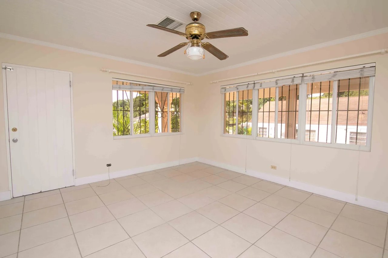 41 Retirement Rd, Shirley St