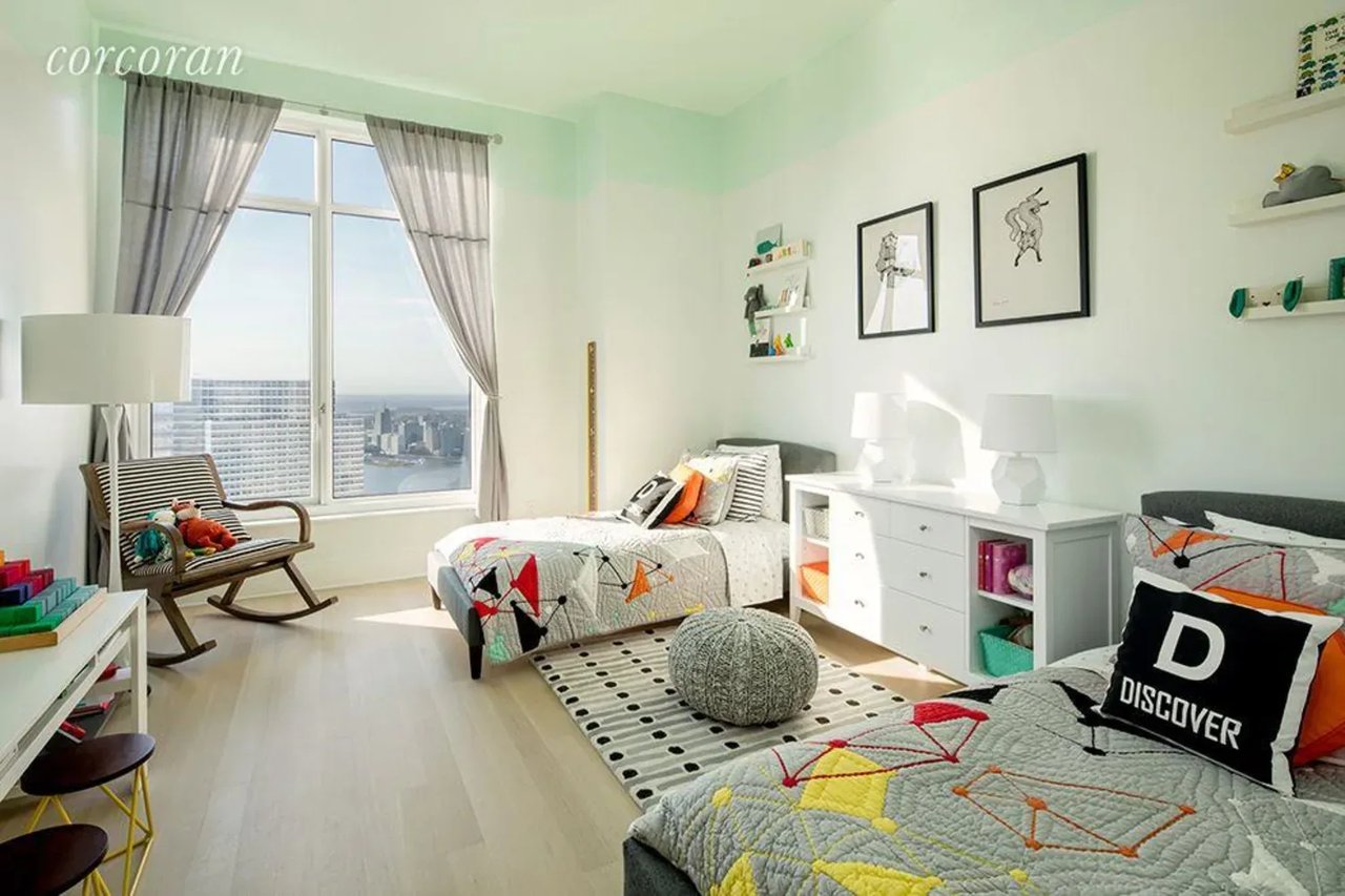 30 Park Pl, #68A
