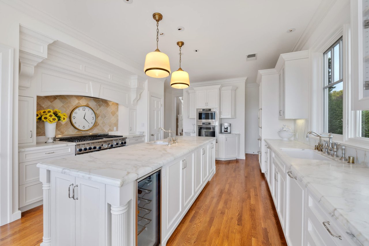 Iconic Belvedere View Estate