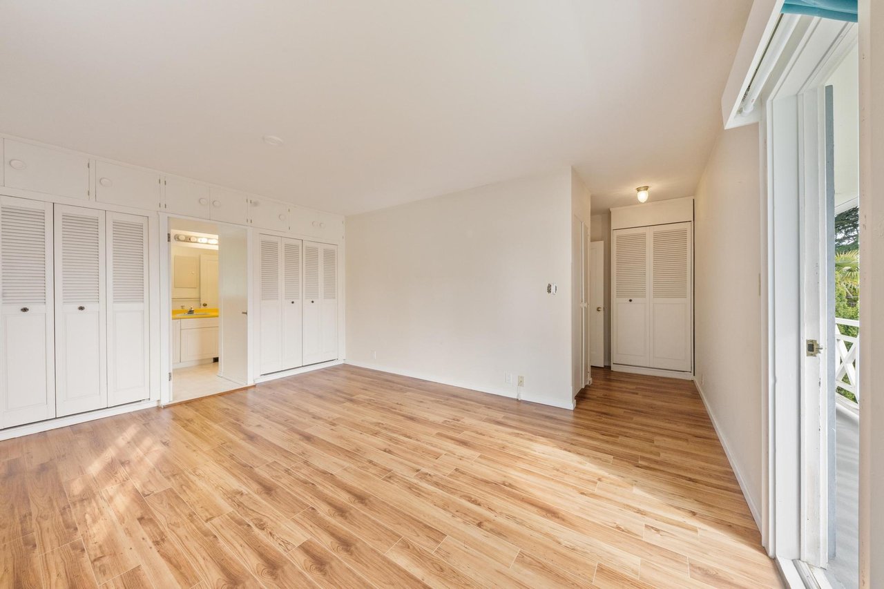 2050 Westdean Cres Cres