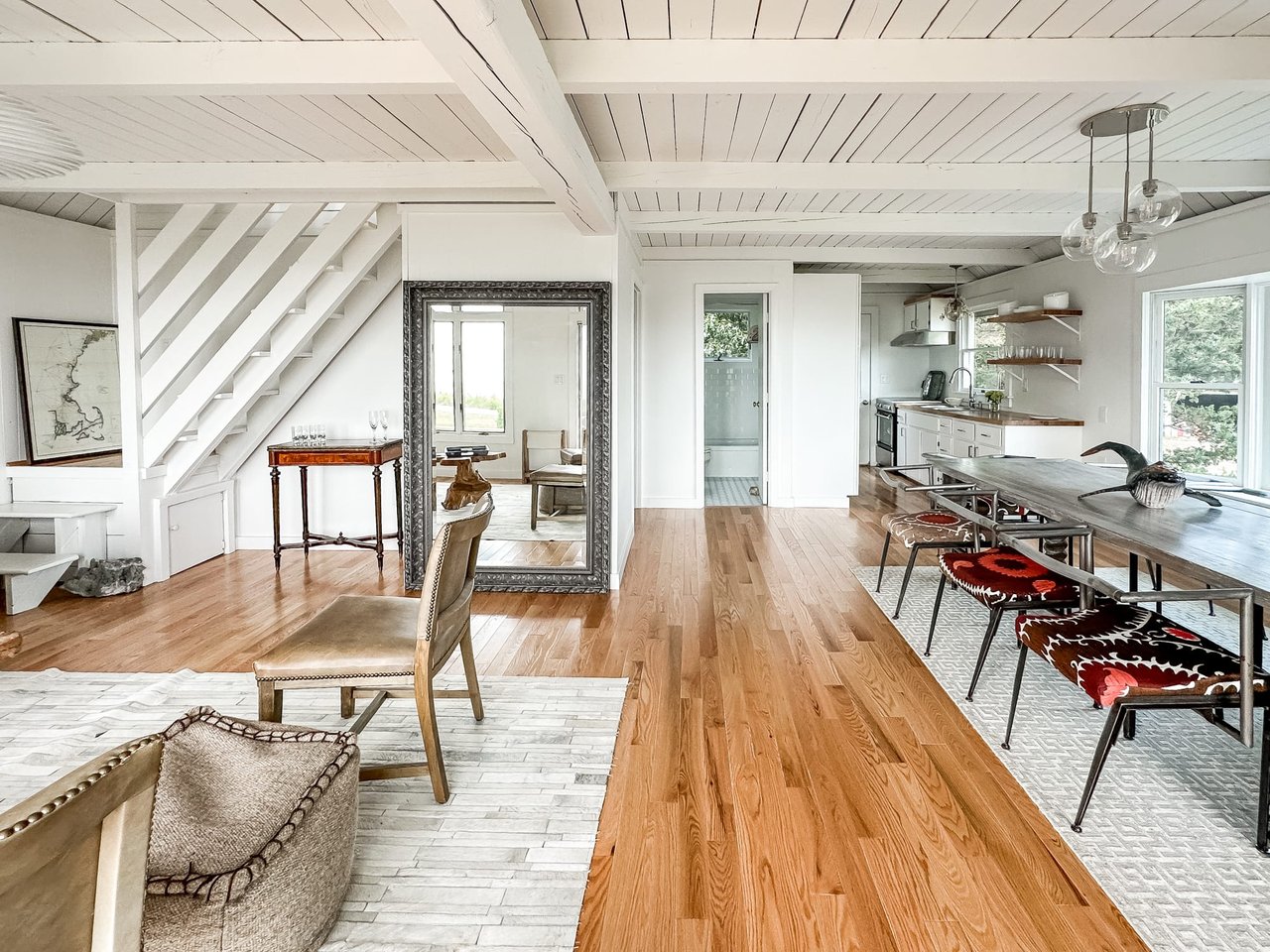 Luxurious East Chop Cottage