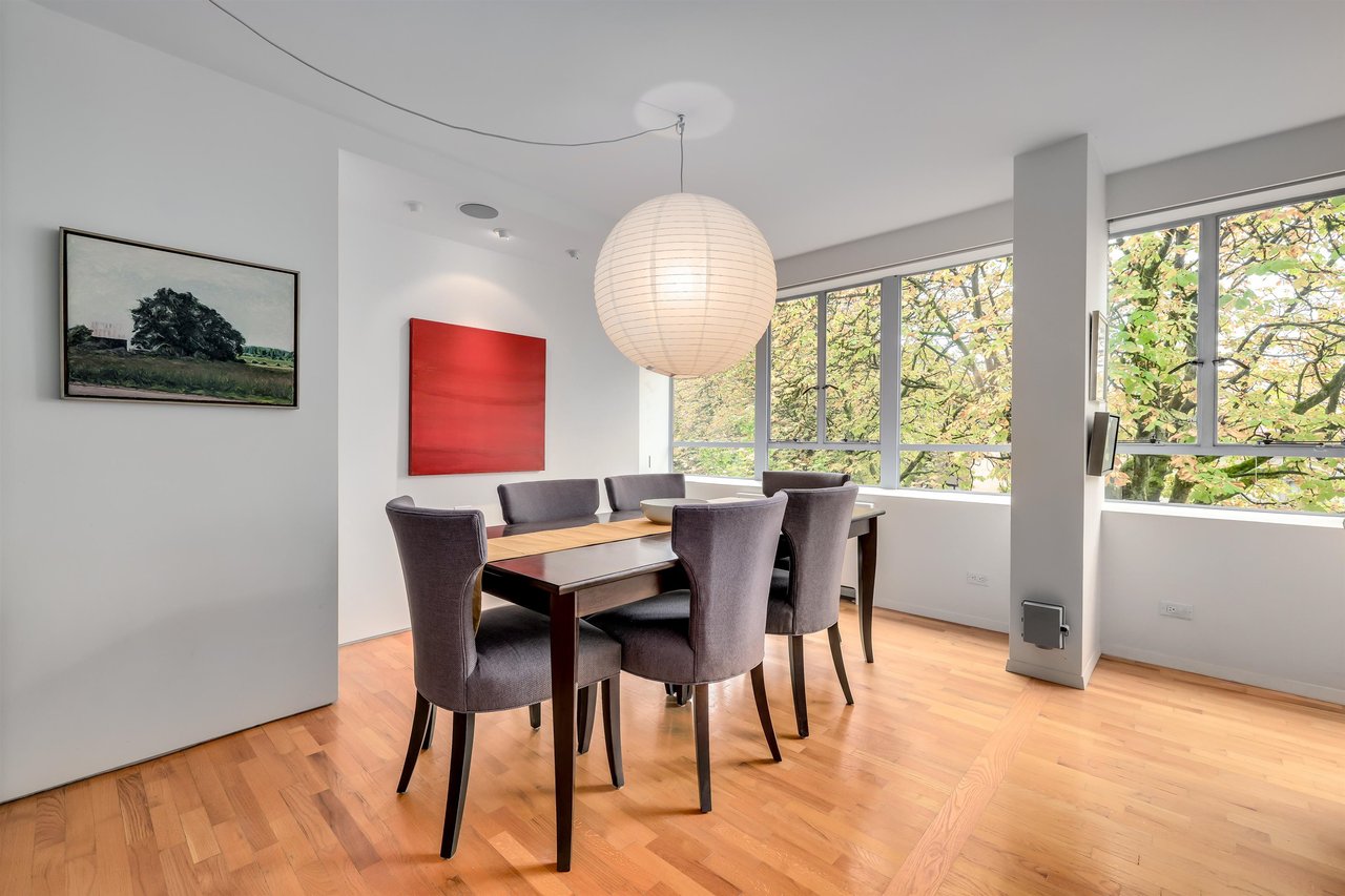 218-1445 Marpole Ave