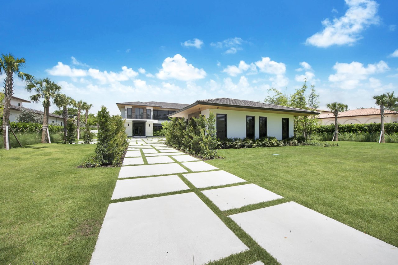 8970 SW 63 Ct