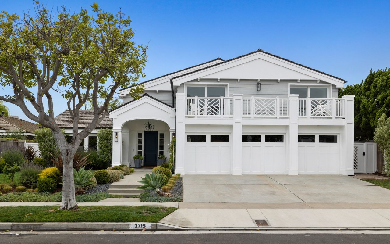 3719 Blue Key