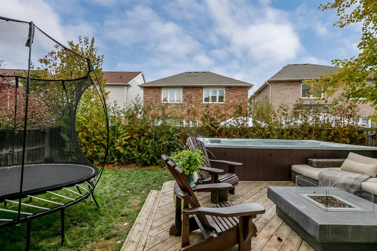 New Listing: 41 Ross Patrick Crescent