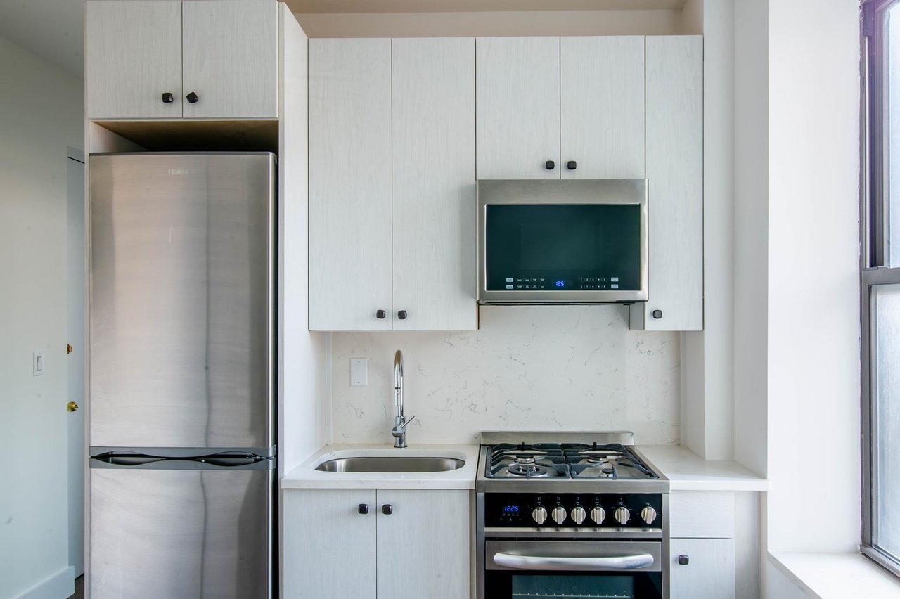 152 Thompson Street, Apt 3-C