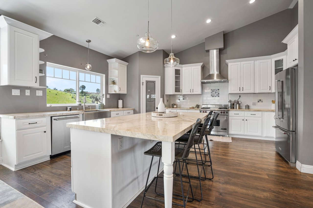 6038 Bonita Meadows Lane