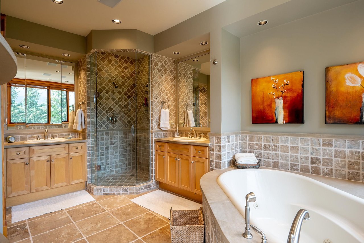 3852 Sunridge Court