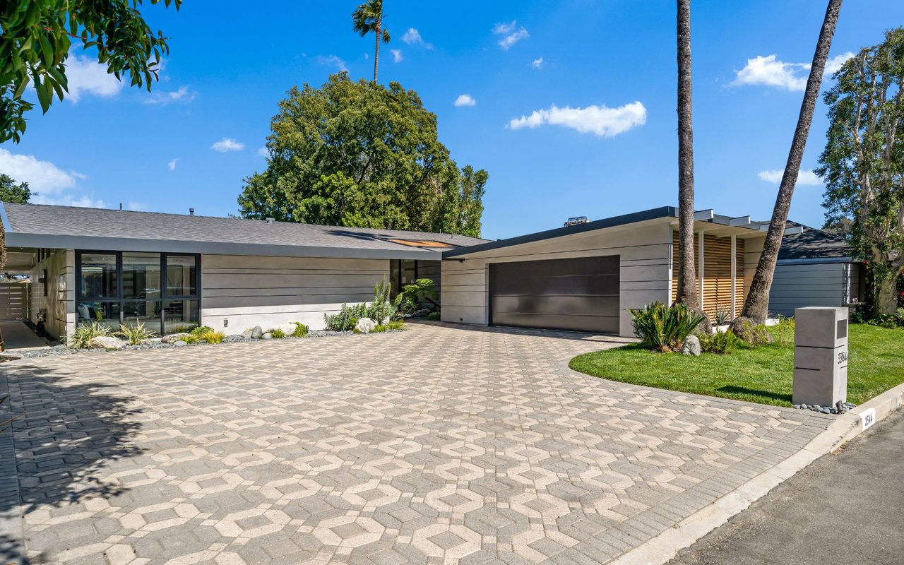 3544 Cody Rd